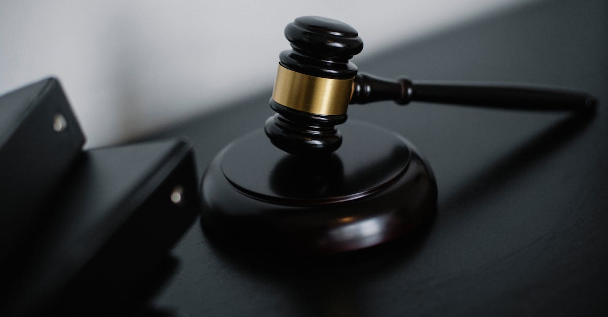 découvrez les différentes dimensions du statut juridique : définition, implications et enjeux. informez-vous sur les types de statuts, leurs effets sur les droits et obligations, ainsi que des exemples concrets pour mieux comprendre cette notion essentielle.