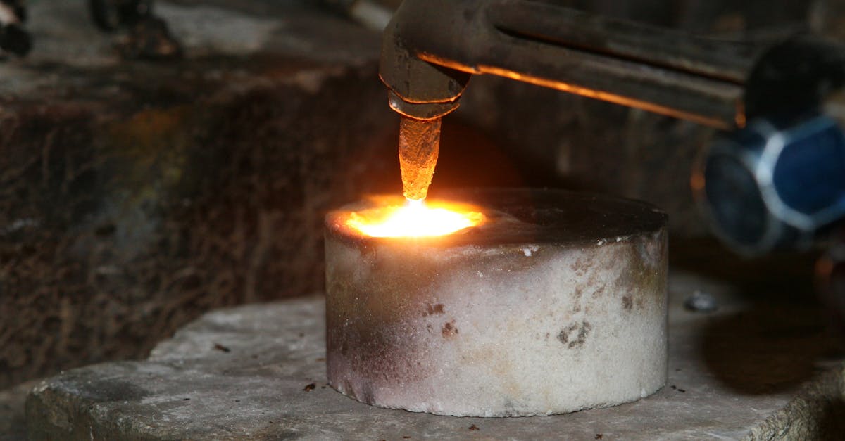 découvrez le savoir-faire exceptionnel des artisans, passionnés par leur métier. explorez un monde de créations uniques et de services de qualité, allant de l'artisanat traditionnel aux innovations modernes, pour embellir votre maison et enrichir votre quotidien.