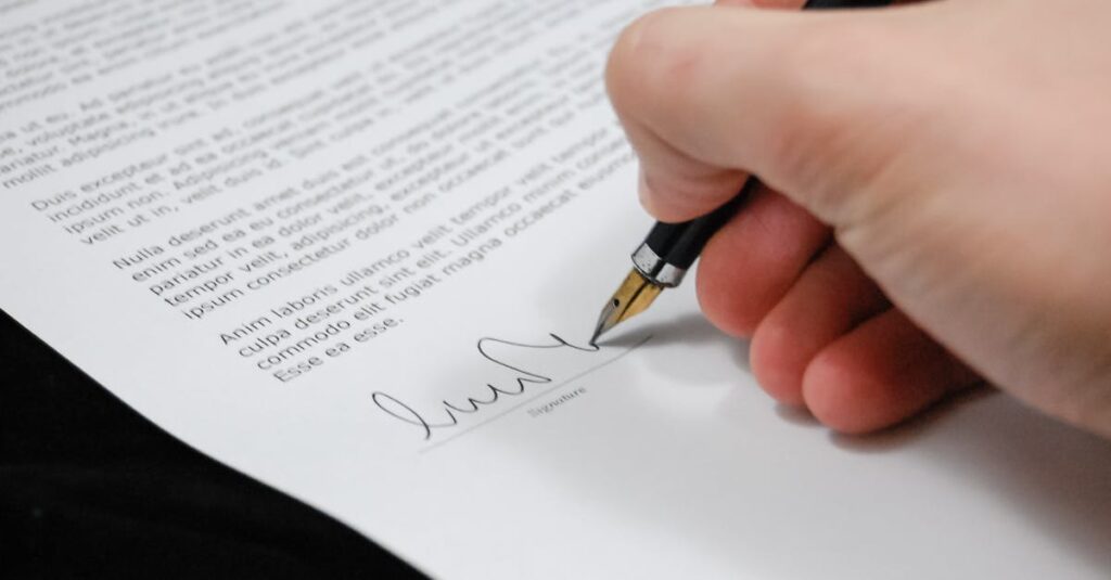 découvrez tout ce qu'il faut savoir sur la résiliation de contrat : étapes à suivre, droits et obligations, ainsi que les différentes procédures à adopter pour mettre fin à un engagement de manière légale et efficace.
