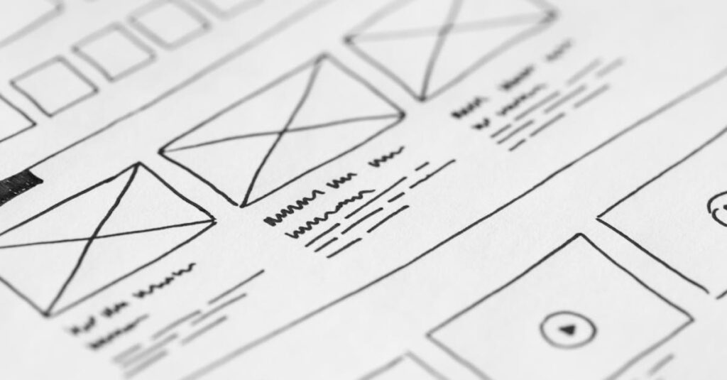 découvrez le design thinking, une approche innovante pour résoudre des problèmes complexes. apprenez à intégrer la créativité et l'empathie au cœur de votre processus de conception pour développer des solutions qui répondent véritablement aux besoins des utilisateurs.