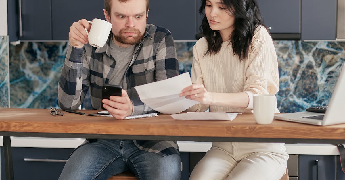 découvrez notre guide complet sur les factures : types, formats, astuces de rédaction et conseils pour gérer efficacement vos documents financiers. simplifiez votre processus de facturation et assurez-vous d'être en conformité avec la législation.