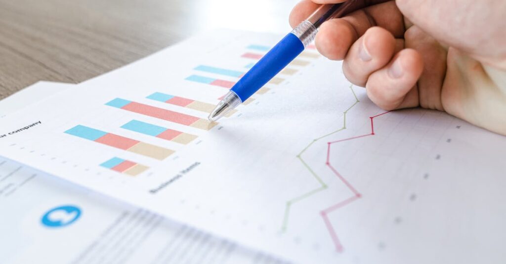 un guide complet pour rédiger un business plan efficace, incluant des conseils pratiques, des exemples et des outils pour vous aider à structurer votre projet entrepreneurial et à séduire investisseurs et partenaires.