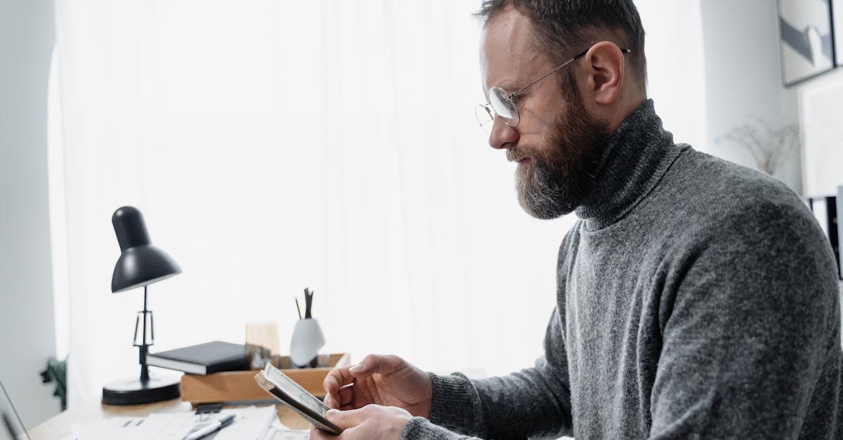 découvrez les solutions de gestion de la paie innovantes et efficaces pour optimiser votre processus de payroll. simplifiez la gestion des salaires, assurez la conformité et gagnez du temps avec notre expertise en gestion de la paie.