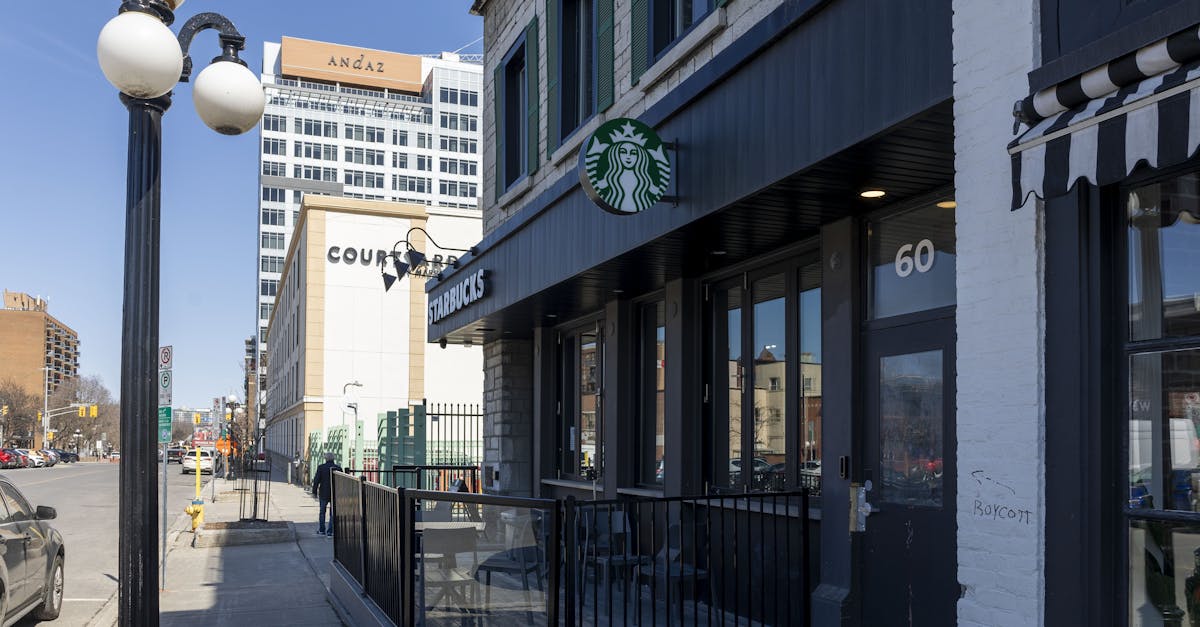 découvrez comment devenir franchisé starbucks et rejoindre l'une des marques de café les plus emblématiques au monde. apprenez-en davantage sur les avantages de la franchise, le soutien proposé, et comment ouvrir votre propre café tout en profitant d'une clientèle fidèle.