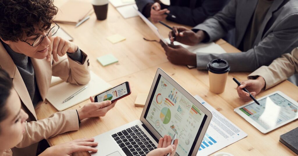 découvrez comment une stratégie digitale efficace peut transformer votre entreprise, renforcer votre présence en ligne et atteindre vos objectifs commerciaux grâce aux outils et techniques numériques les plus récents.