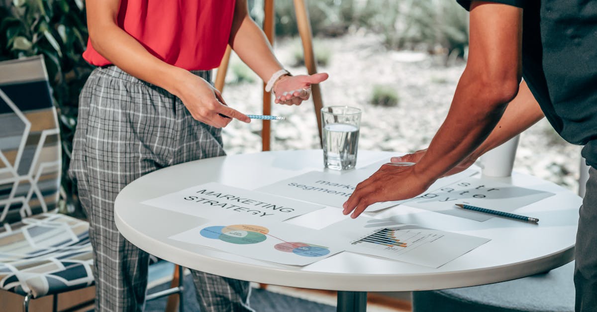 découvrez comment élaborer une stratégie marketing efficace pour booster la visibilité de votre entreprise, attirer plus de clients et augmenter votre chiffre d'affaires.