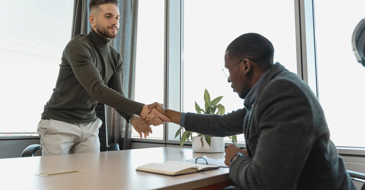 découvrez tout ce qu'il faut savoir sur les violations de contrat de travail : définitions, exemples, droits des salariés et démarches en cas de non-respect de vos conditions d'emploi.
