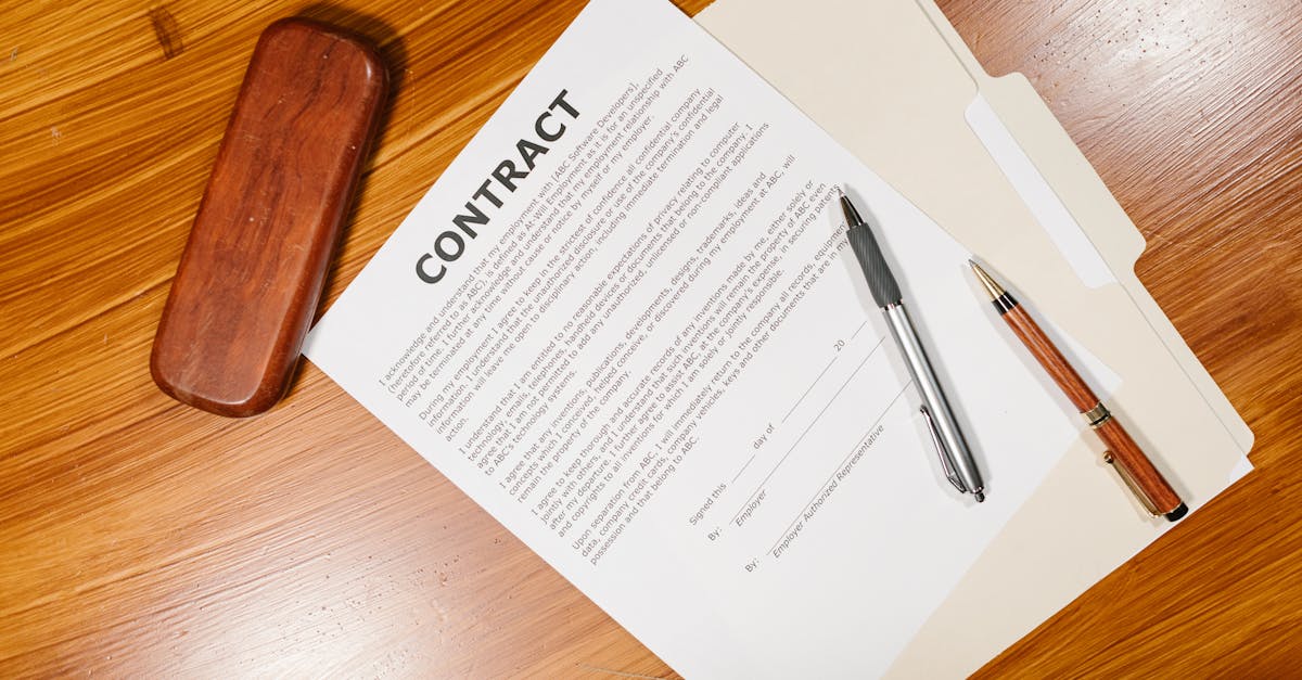 découvrez tout ce qu'il faut savoir sur les violations de contrat de travail : définitions, exemples courants, recours possibles et conseils pour protéger vos droits en tant que salarié ou employeur.
