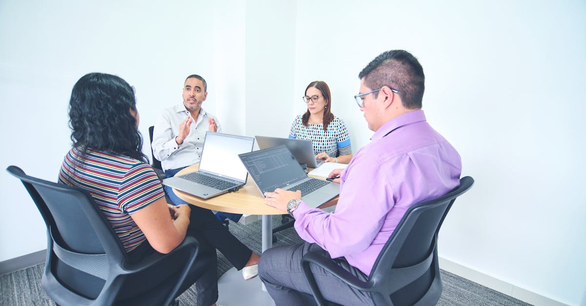 découvrez les principales stratégies de différenciation utilisées par les entreprises pour se démarquer de la concurrence et attirer de nouveaux clients. analyse des meilleures pratiques et conseils pour mettre en œuvre une stratégie efficace.