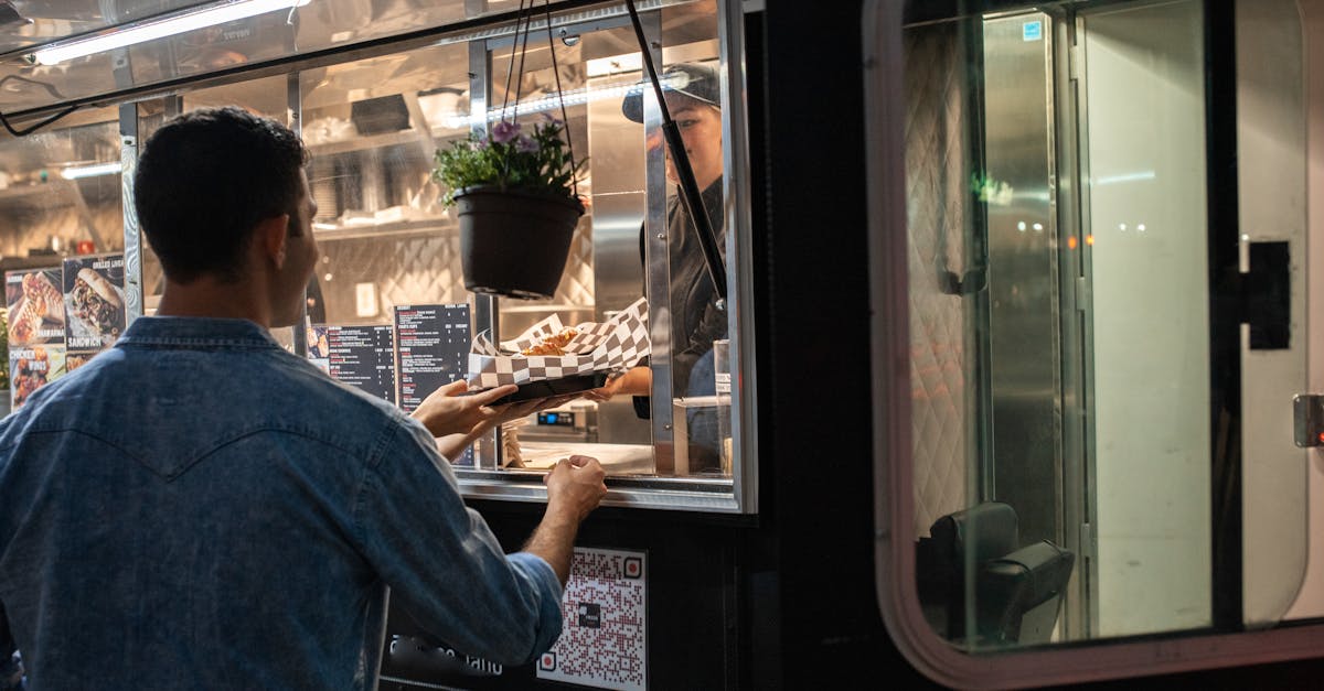 découvrez notre food truck : une cuisine savoureuse et faite maison, des plats variés préparés chaque jour avec des ingrédients frais. idéal pour une pause gourmande rapide et conviviale, où que vous soyez !