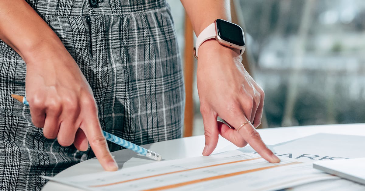 découvrez comment élaborer une stratégie de marque efficace pour renforcer votre identité, attirer votre audience cible et stimuler la croissance de votre entreprise.