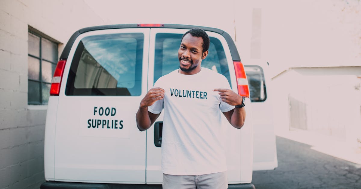 découvrez ce qu'est la contribution en nature, ses modalités et son importance dans les apports au sein des entreprises, pour renforcer leur capital sans transaction monétaire.