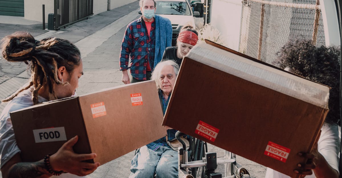 découvrez comment renforcer l'engagement efficace au sein des organisations humanitaires pour maximiser l'impact et soutenir les communautés dans le besoin.