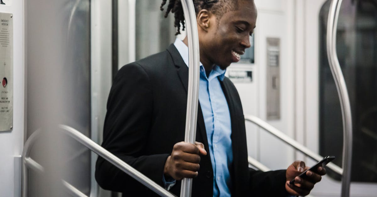 découvrez le multichannel messaging, une stratégie de communication efficace qui utilise plusieurs canaux pour toucher vos clients là où ils sont, améliorant ainsi l'engagement et la satisfaction.